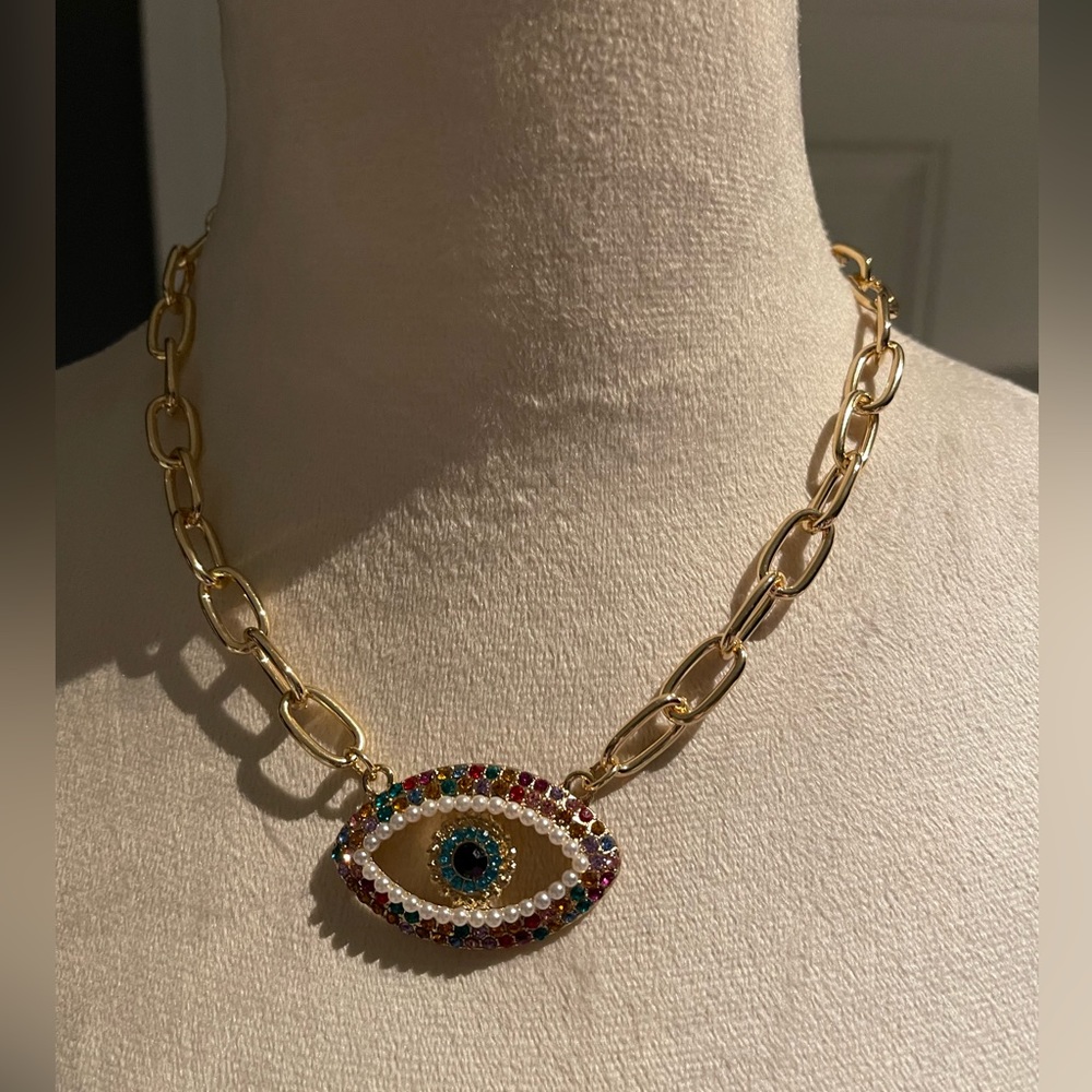 Evil eye paperclip style gold necklace NWT